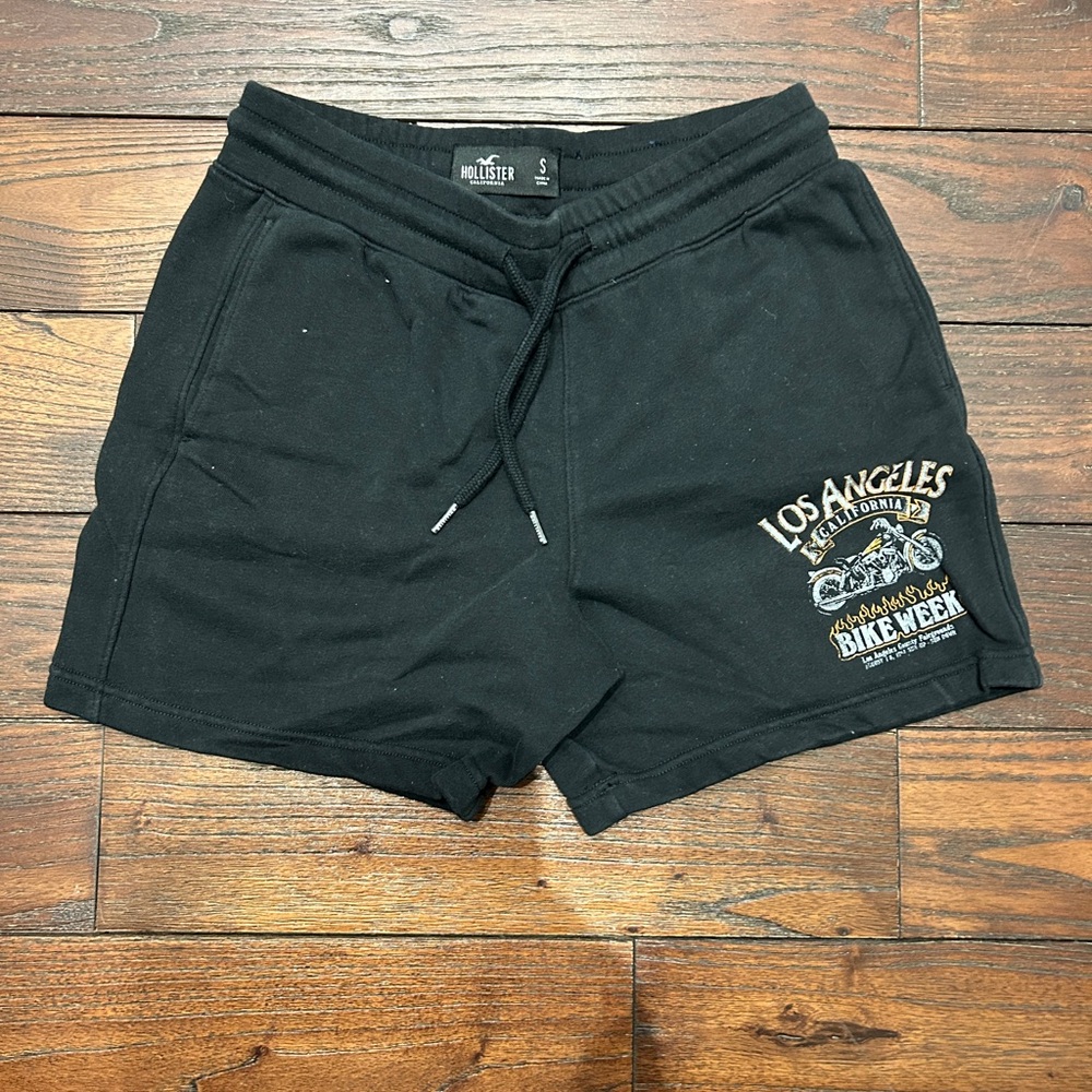 Hollister Black Athletic Men's Shorts with Graphic